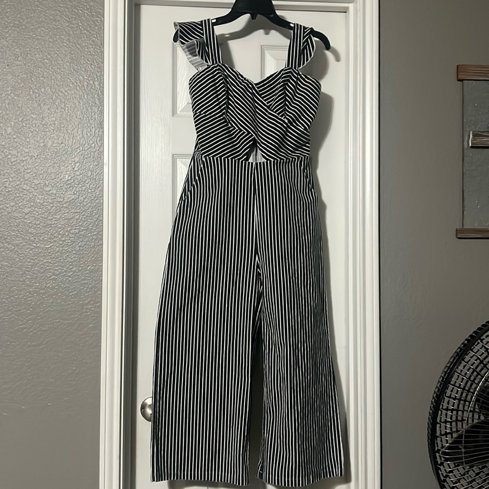 Sz L Main Strip one piece denim-like striped sleeveless jumper
